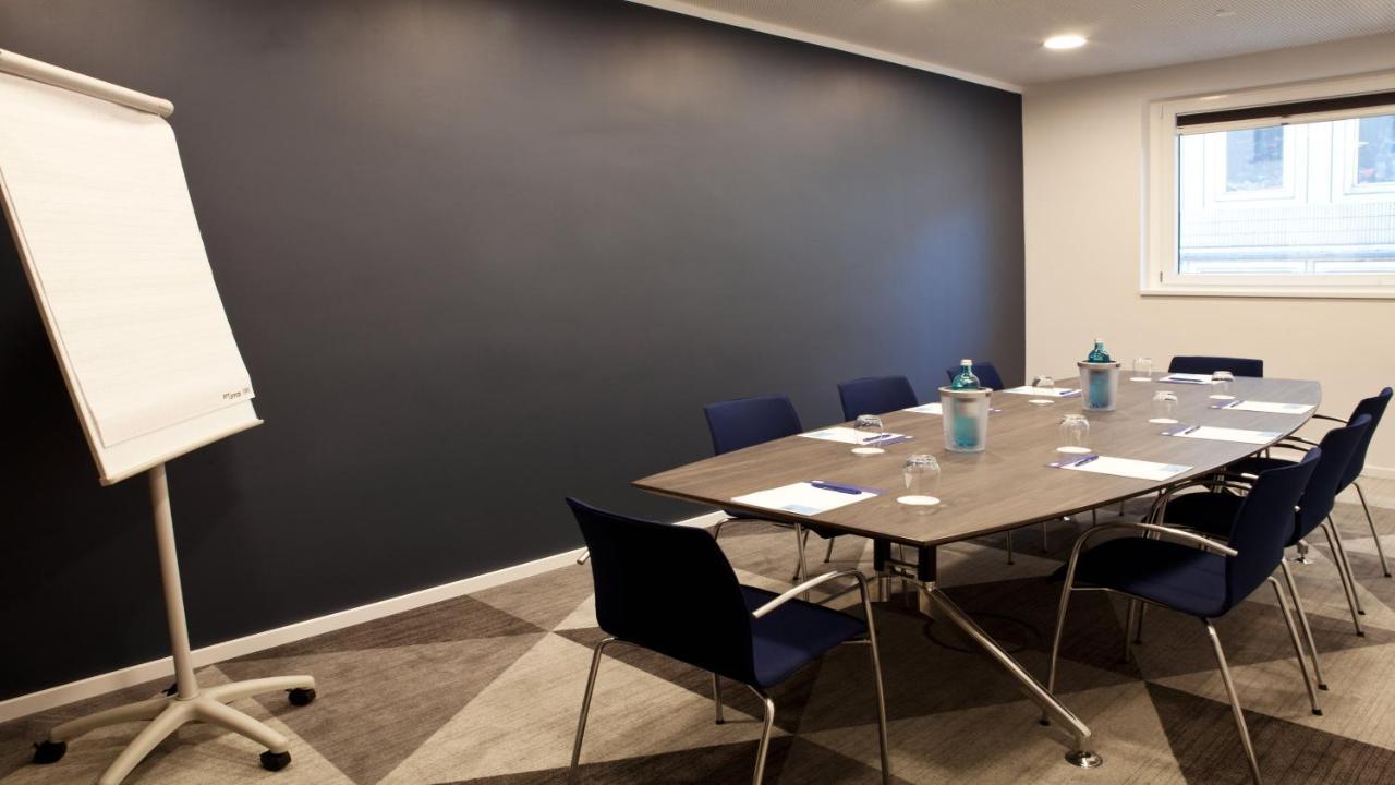 Holiday Inn Express Bochum By Ihg Extérieur photo
